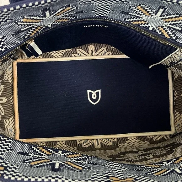 Rothy’s The Handbag In Sunburst Navy - Picture 5 of 5